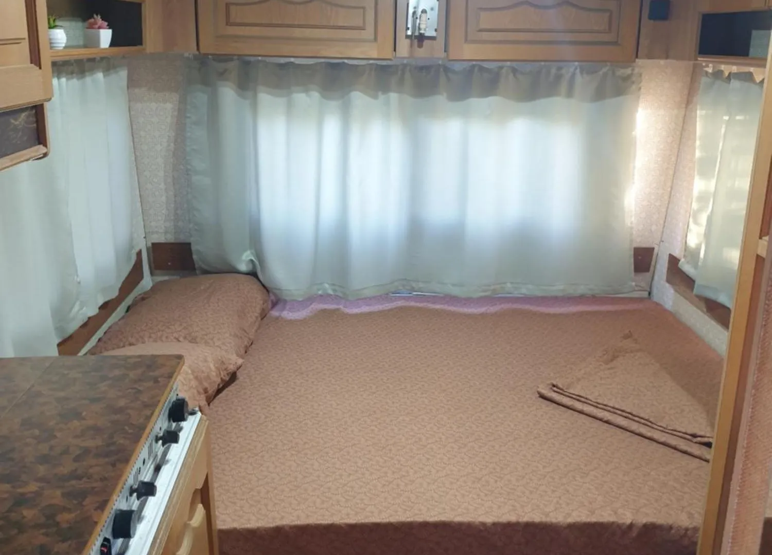 Aquariumi Jale Camping 0*, Ял Албания
